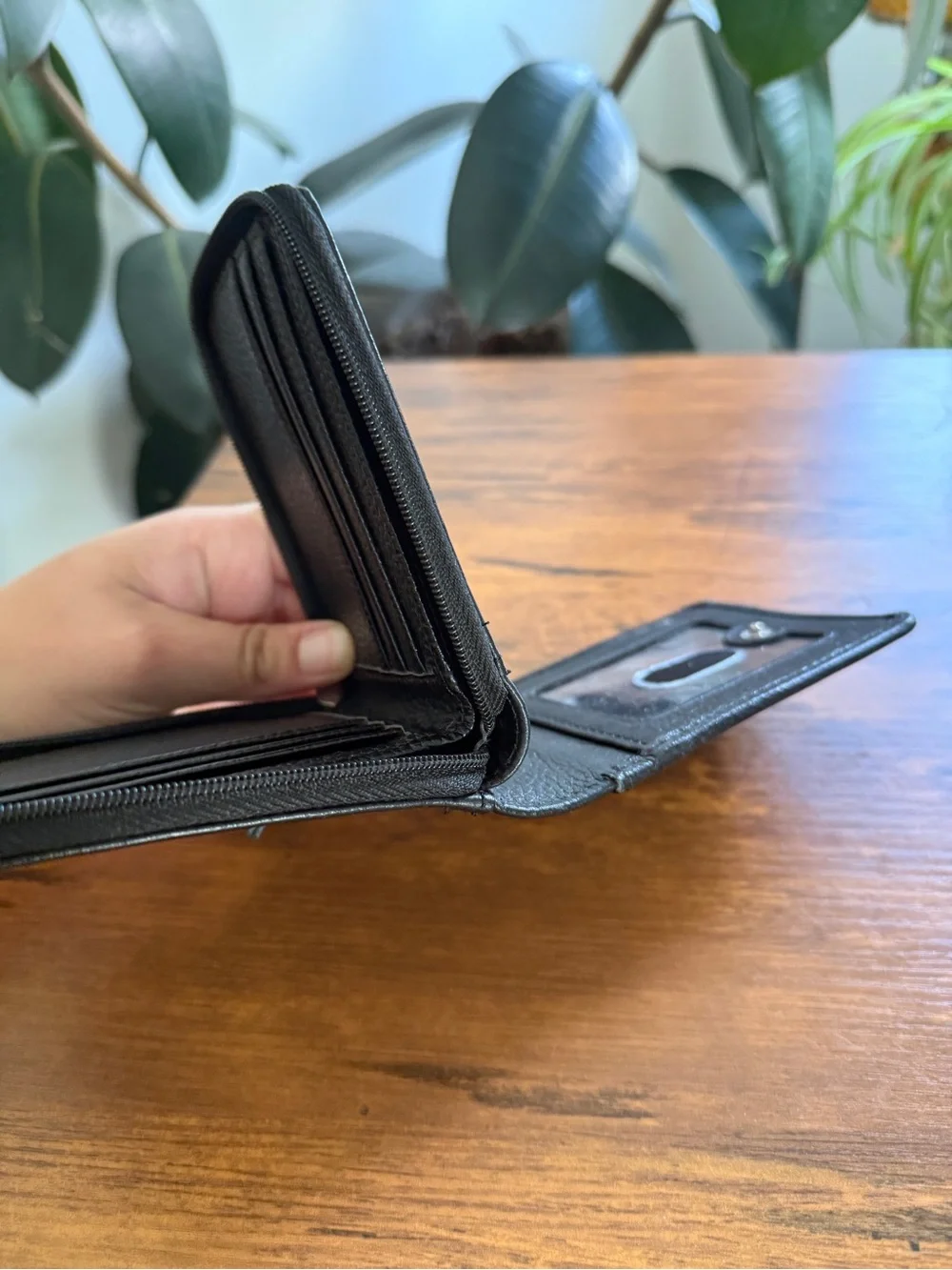 Black Leather Trifold Wallet with ID Window leather